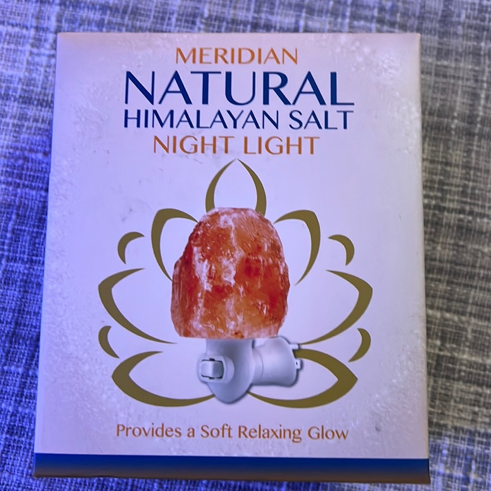 Natural Himalayan salt night light